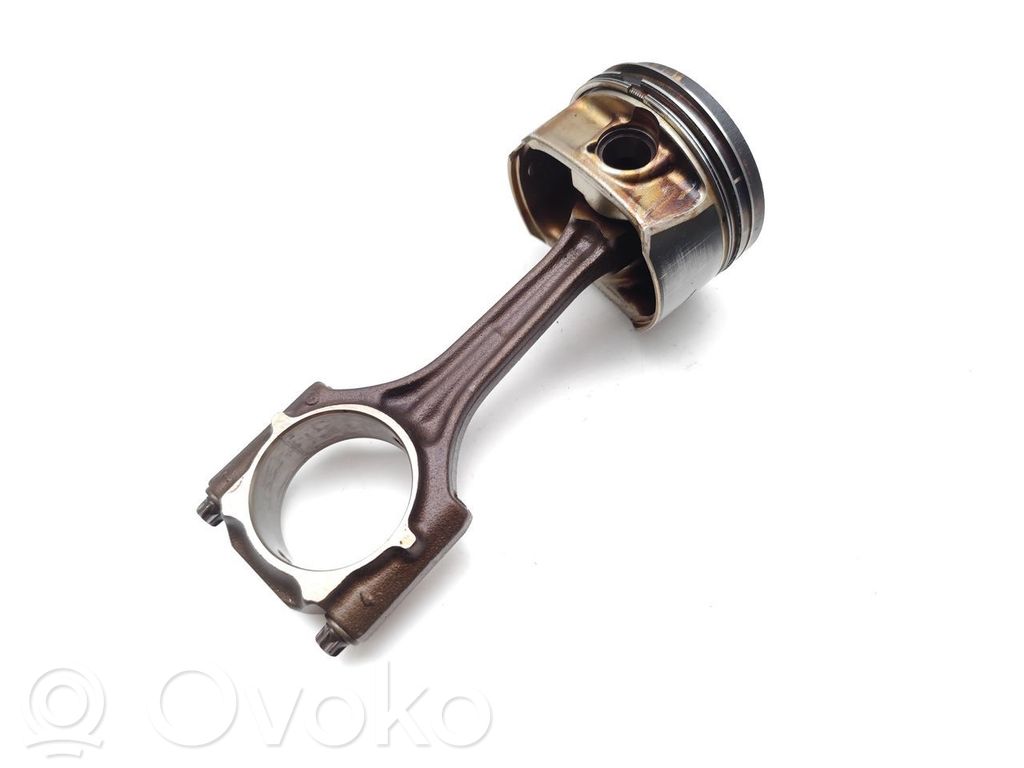 Piston cu bielă   BGB