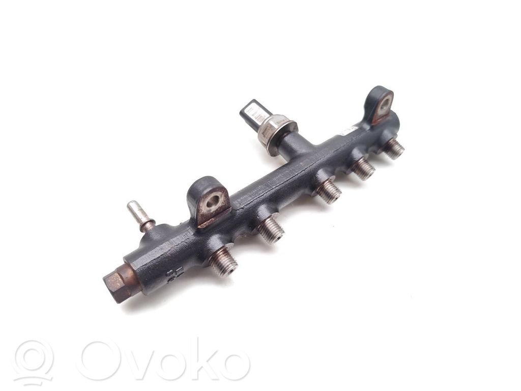 Ford Mondeo MK V Polttoainepääputki 