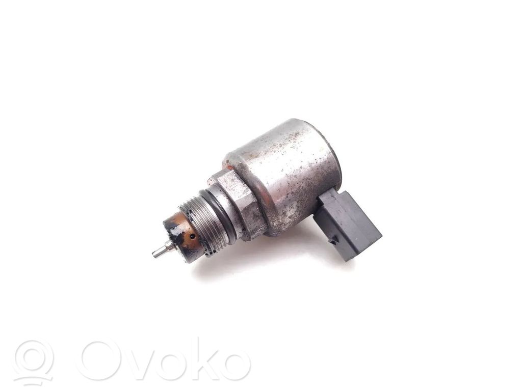 Mercedes-Benz B W245 Regulator presiune combustibil 