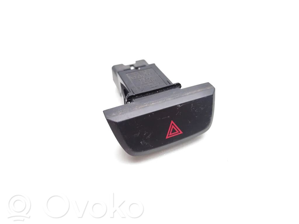 Isuzu D-Max Hazard light switch 