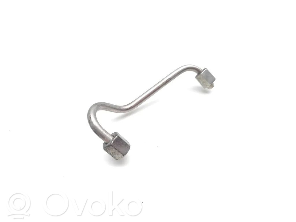 Volvo V40 Polttoaineen ruiskutuksen syöttöletku 