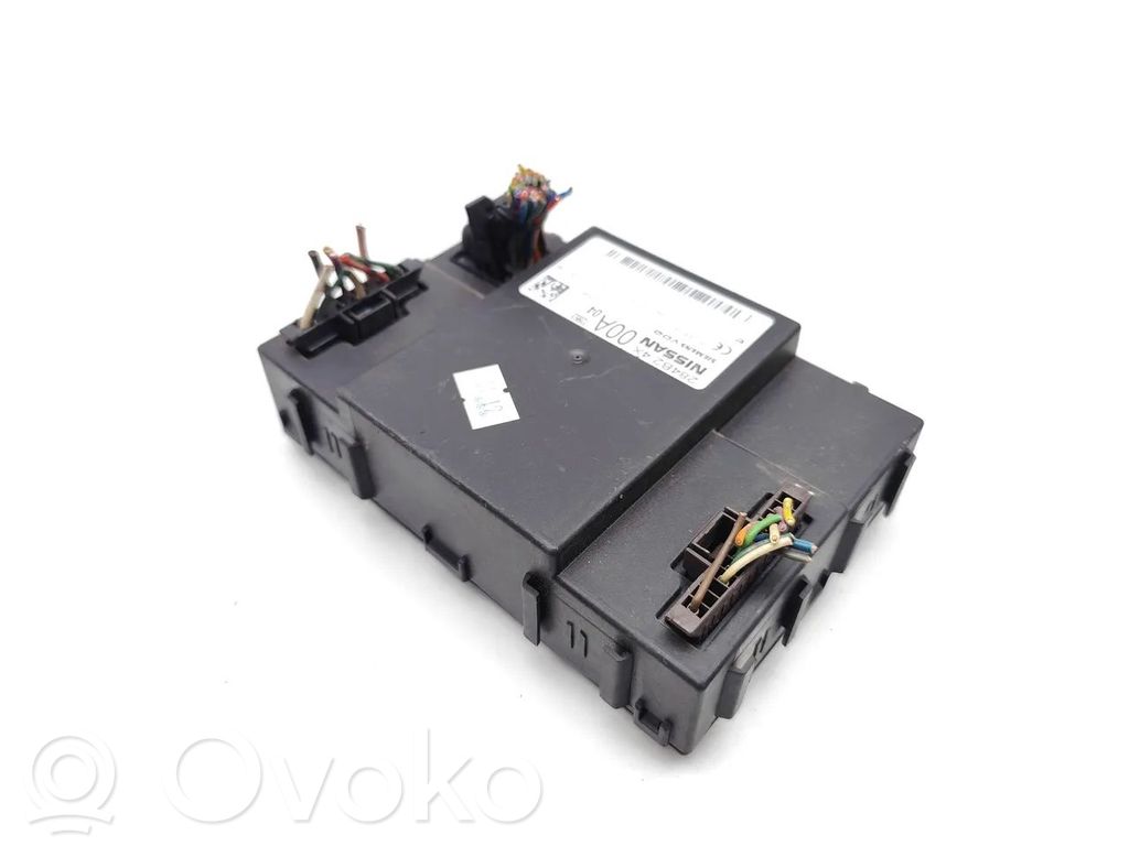 Nissan Pathfinder R51 Central body control module 