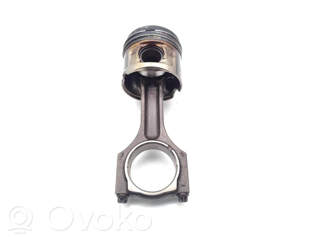Piston avec bielle   N47D20C