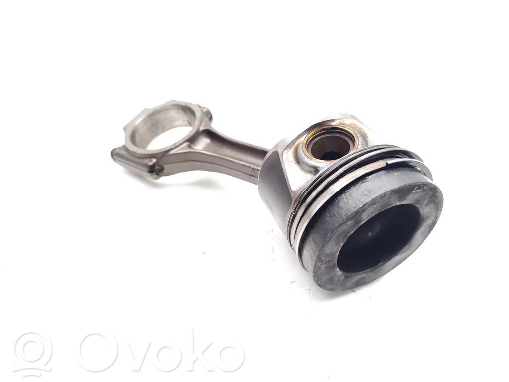 Audi A4 S4 B8 8K Piston with connecting rod 