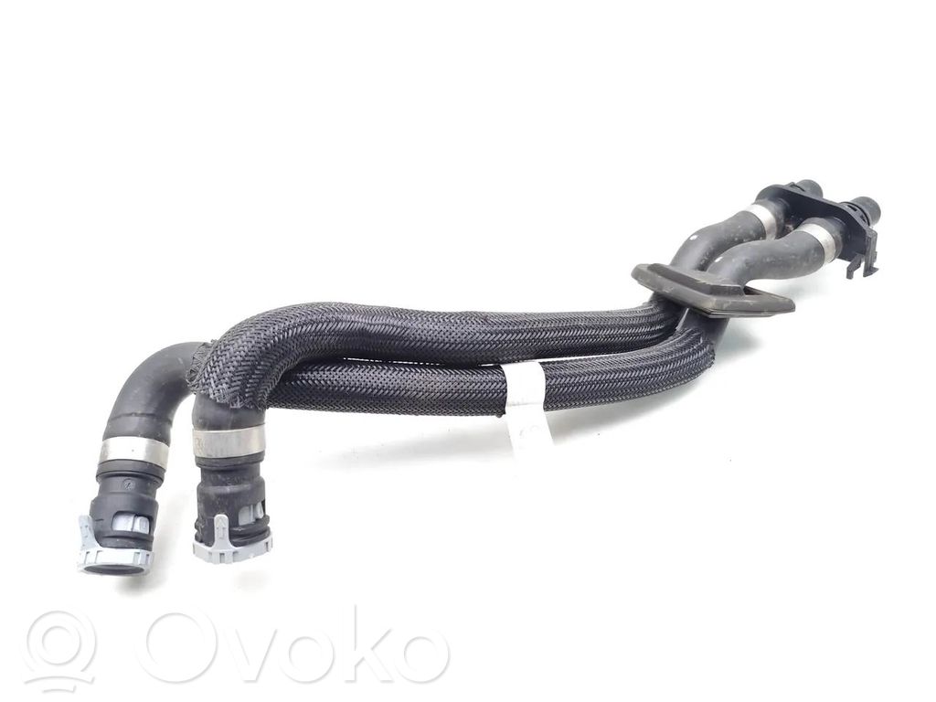 Land Rover Range Rover Evoque L551 Engine coolant pipe/hose 