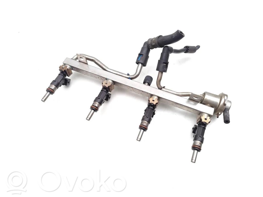Opel Corsa D Set injectoare combustibil 