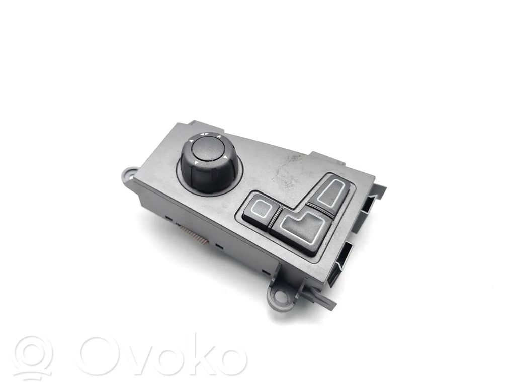 Seat control module   6930027,53285912