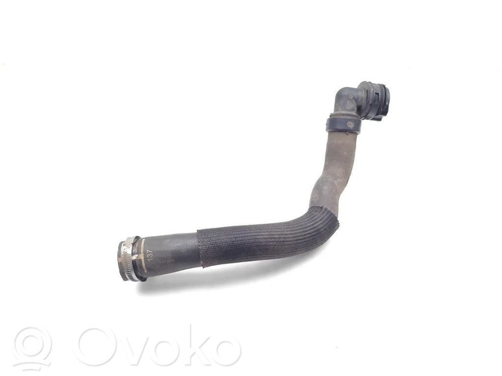 Peugeot 5008 II Conductă/furtun lichid de răcire motor 