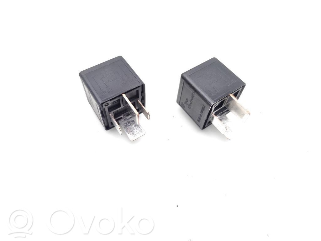 Sonstige Relais   V23134J59X431