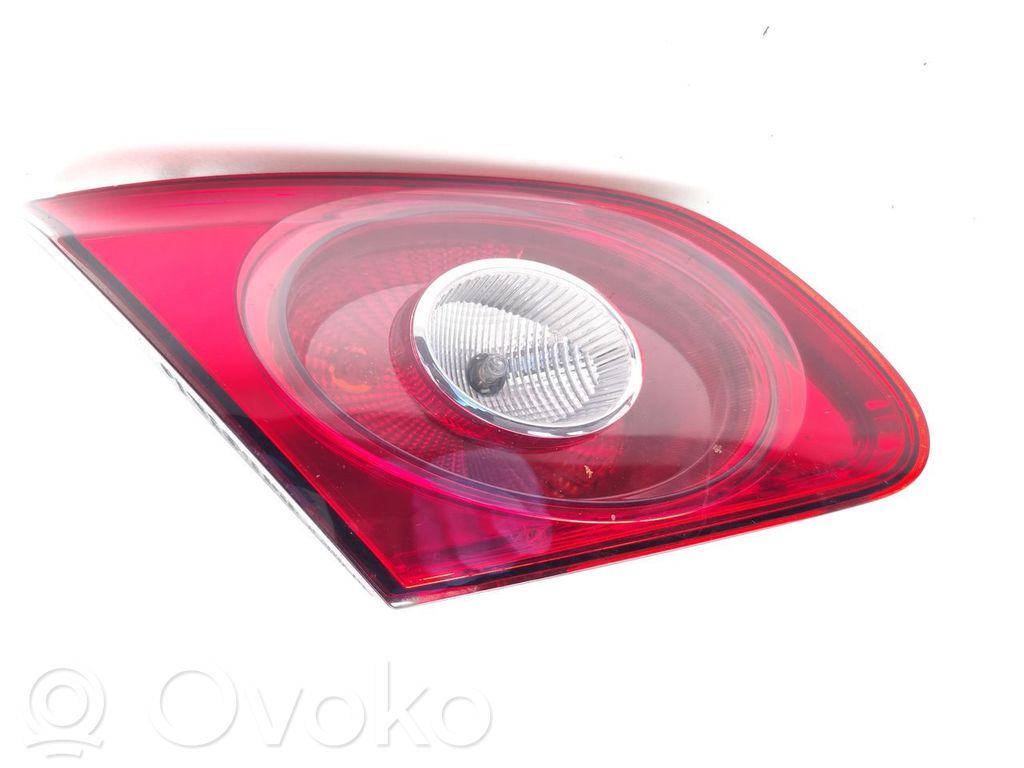 Volkswagen PASSAT CC Lampy tylnej klapy bagażnika 