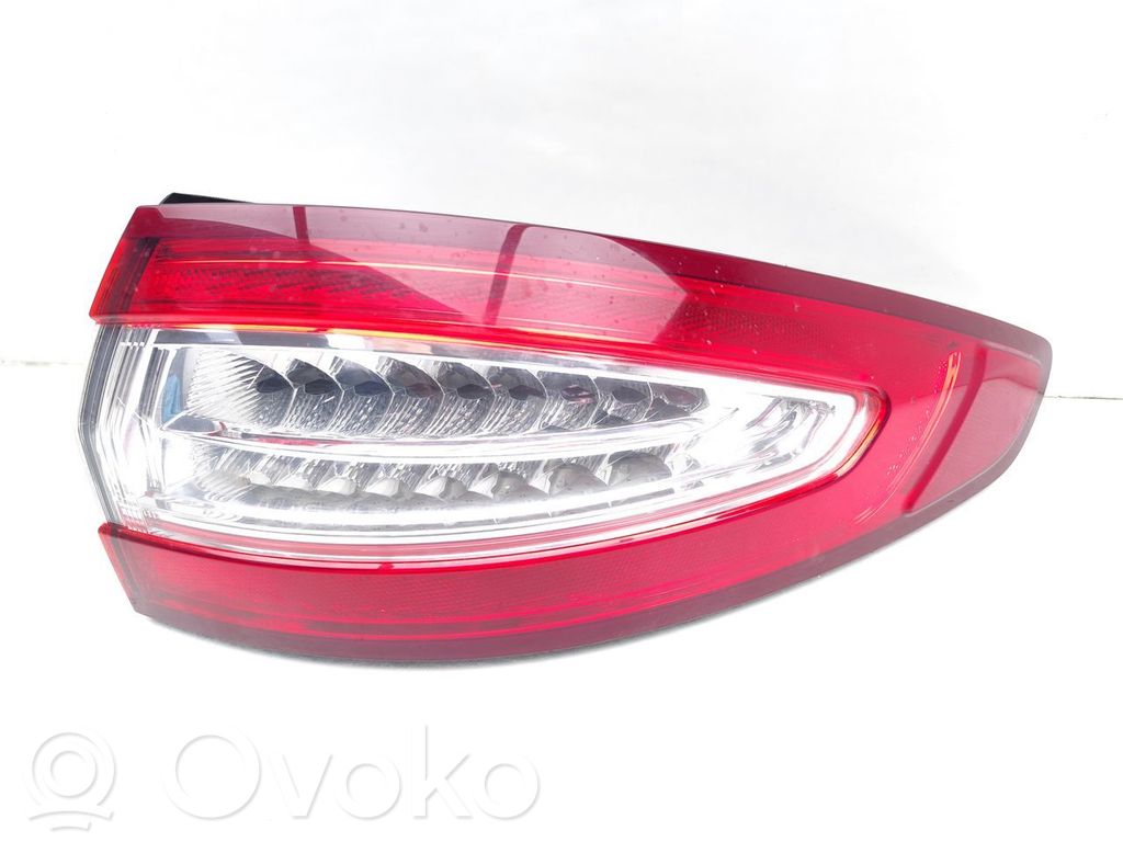 Ford Mondeo MK V Luci posteriori 