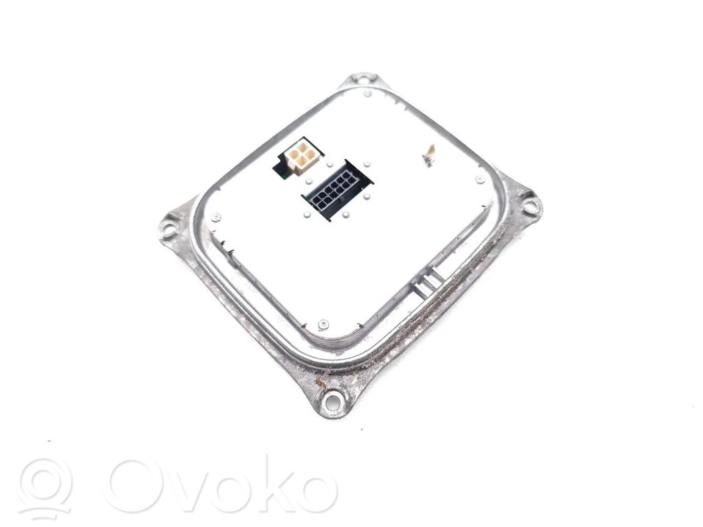 Jeep Cherokee KL Lastre de faros xenón 
