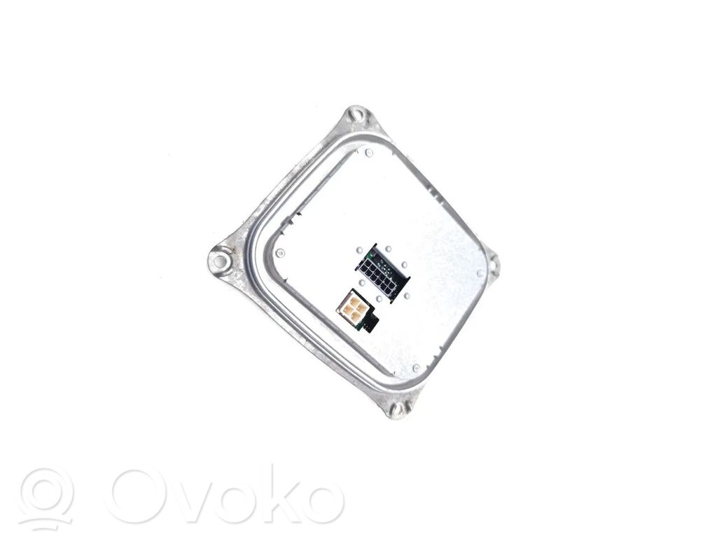 Jeep Cherokee KL Lastre de faros xenón 