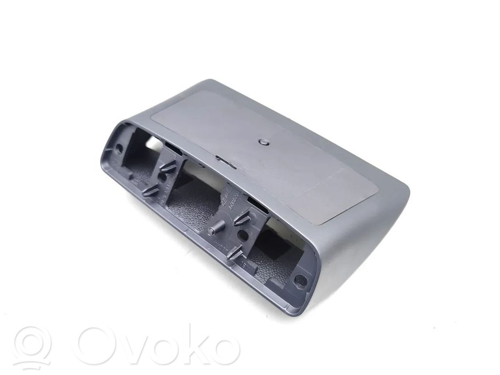 Interior temperature sensor   110548700B,T0538129