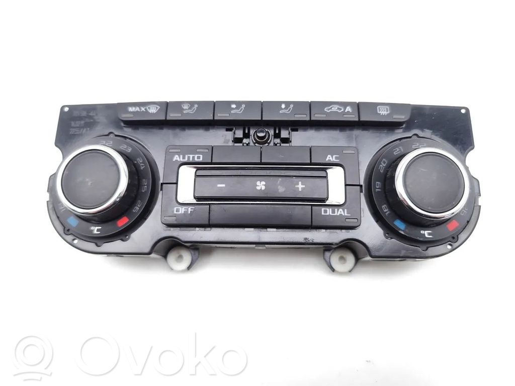 Skoda Octavia Mk2 (1Z) Unitate control climatizare 