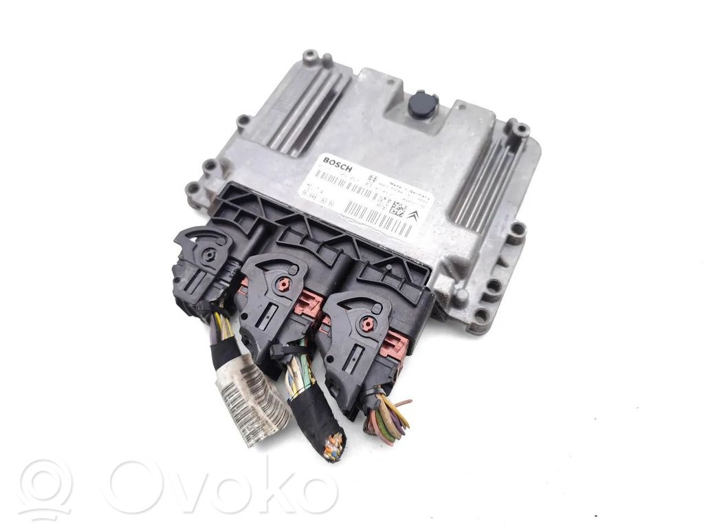 Peugeot 207 Calculateur moteur ECU 