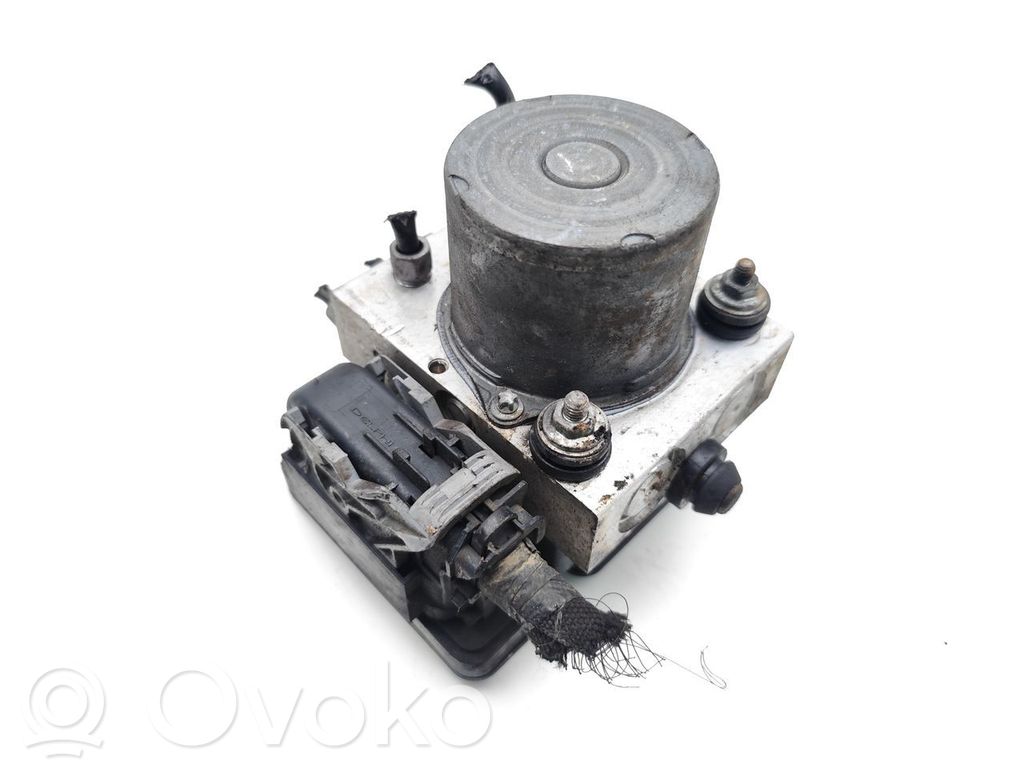 Jeep Cherokee KL ABS-pumppu 