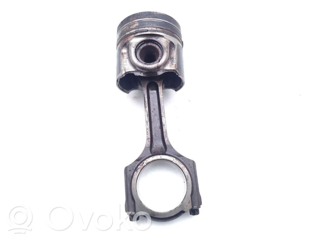 Pistón con biela   YMF6