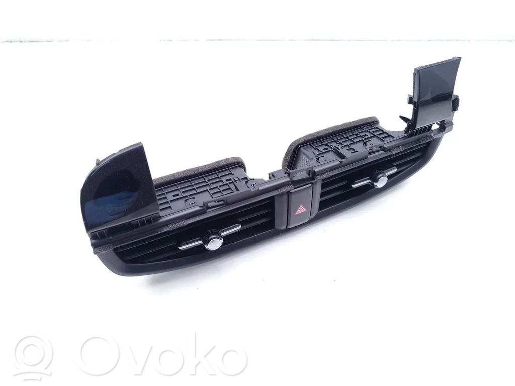 KIA Picanto Dysze / Kratki środkowego nawiewu deski rozdzielczej 