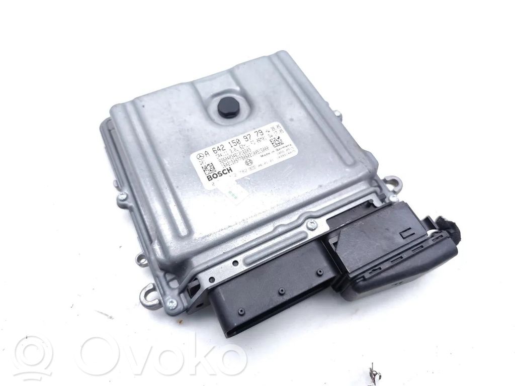 Mercedes-Benz CLS C219 Engine control unit/module 