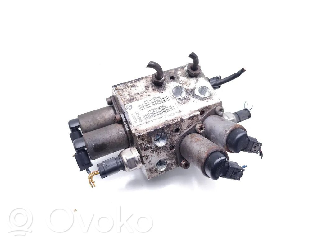 BMW 7 E65 E66 Oro skirstytuvas/ vožtuvų blokas (pneumatinė važiuoklė) 