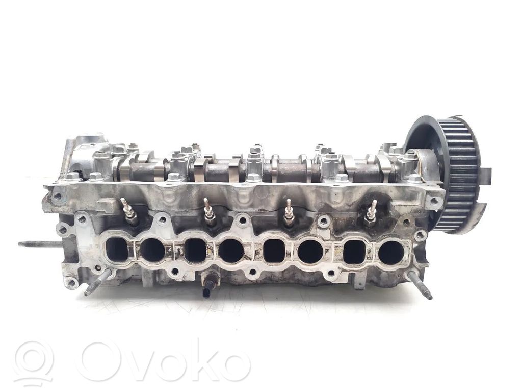Opel Astra J Engine head 