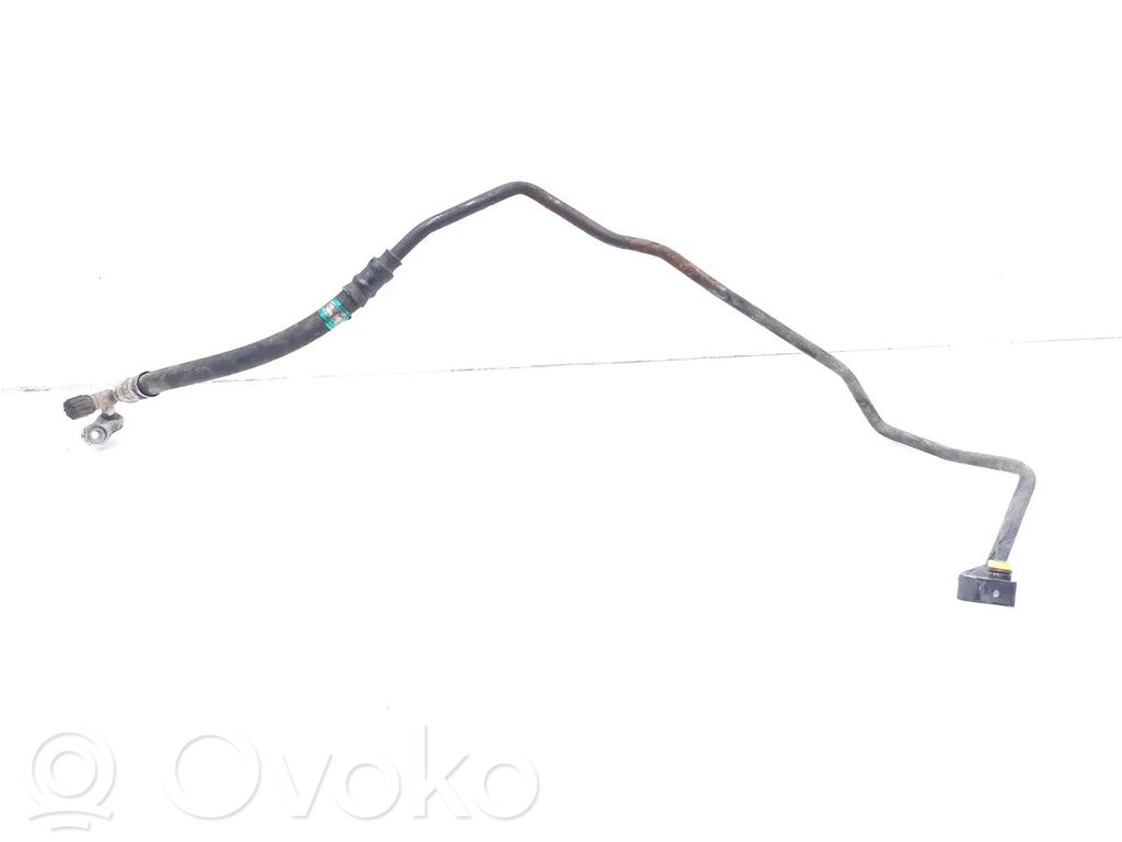 BMW 3 E46 Ilmastointilaitteen putki (A/C) 