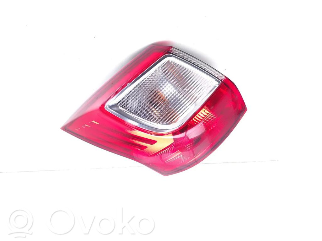 Ford C-MAX II Rear/tail lights 