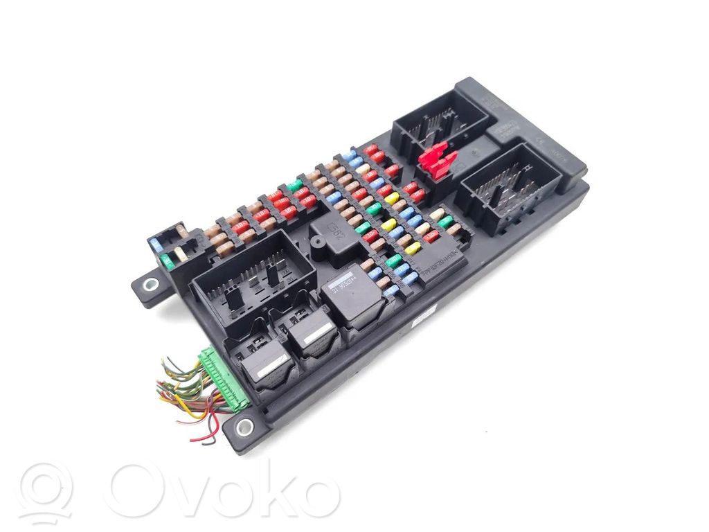 Land Rover Discovery 3 - LR3 Sulakemoduuli 