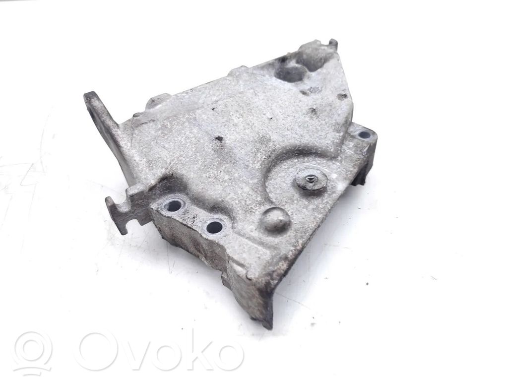 Dacia Sandero Engine mounting bracket 