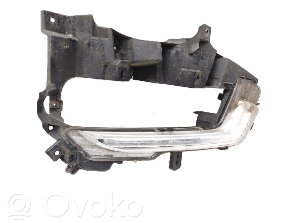 Ford Mondeo MK V Phare frontale 