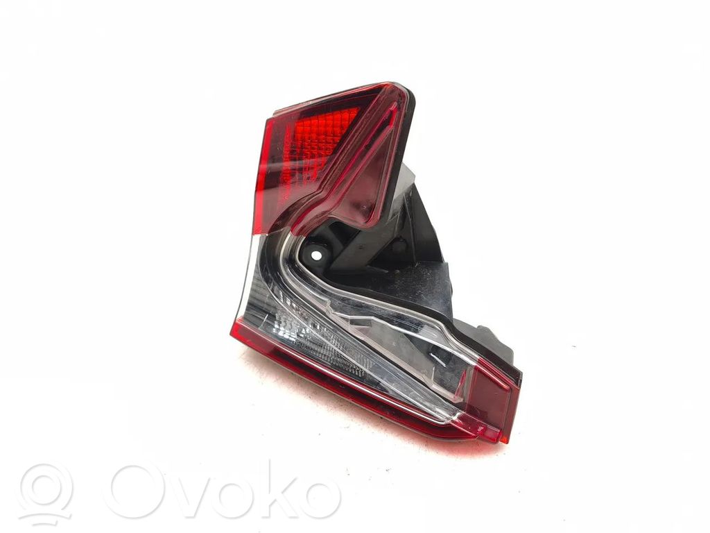 Lampy tylnej klapy bagażnika   18954F,81580F412000