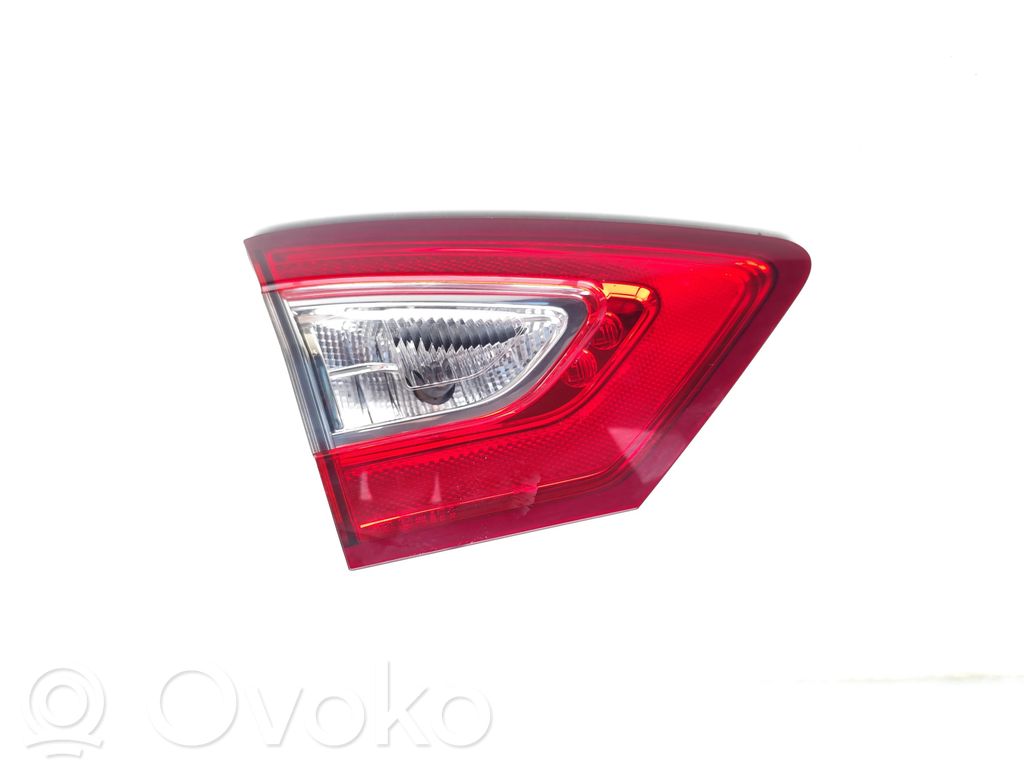 Ford Mondeo MK V Takaluukun takavalot 