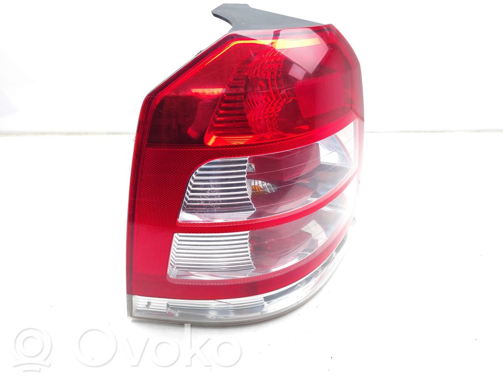 Opel Zafira B Lampa tylna 