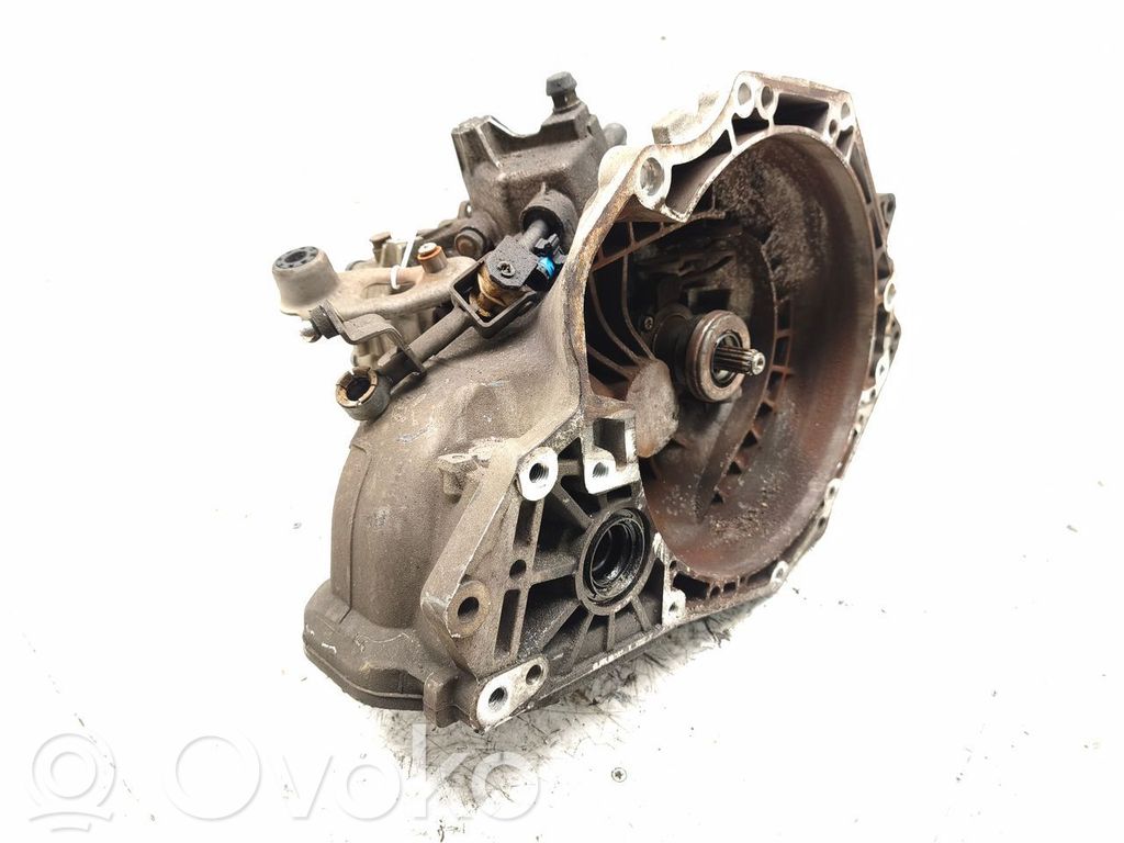 Opel Corsa D 5 Gang Schaltgetriebe 