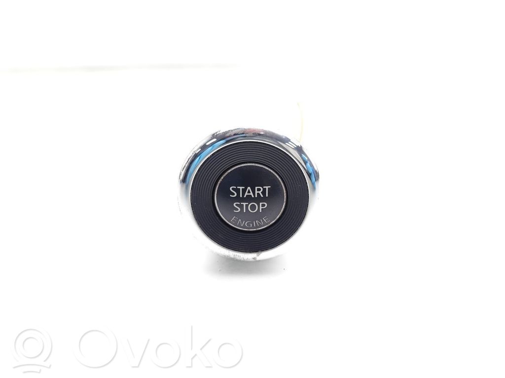 Nissan Qashqai Interruttore a pulsante start e stop motore