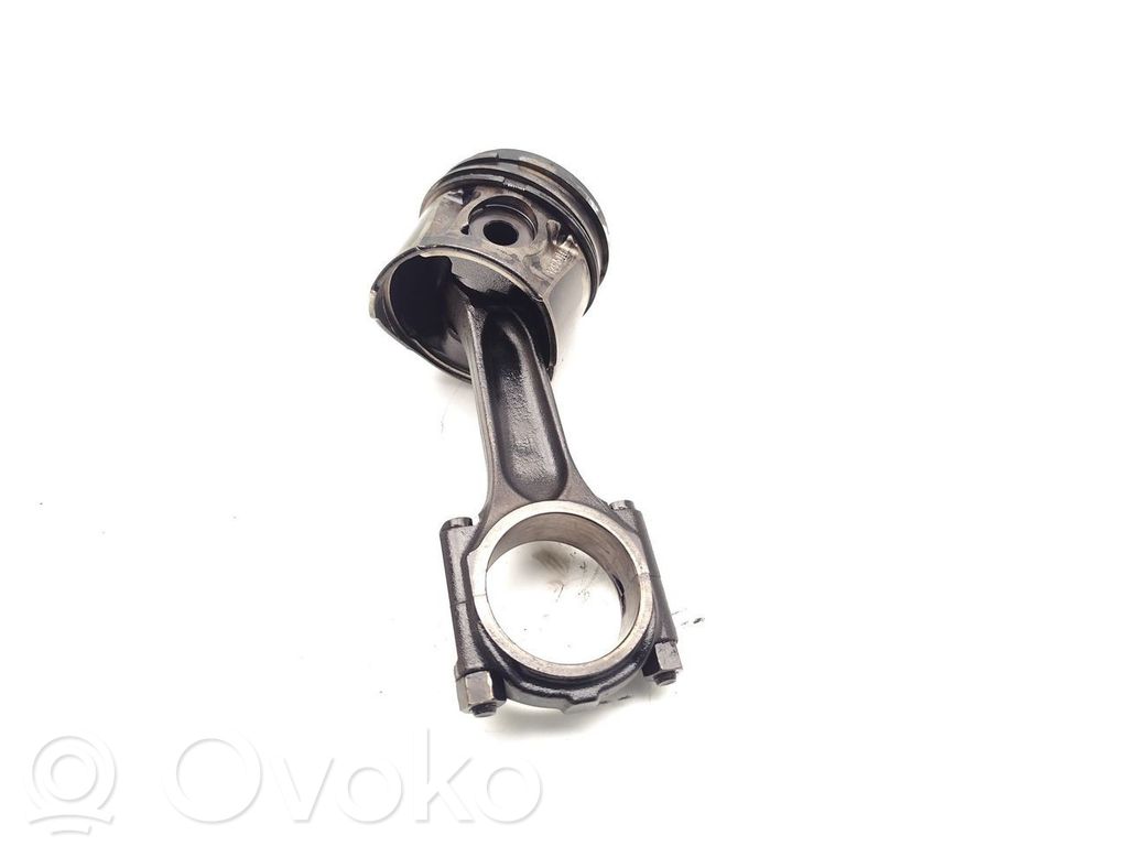 Citroen C5 Piston cu bielă 