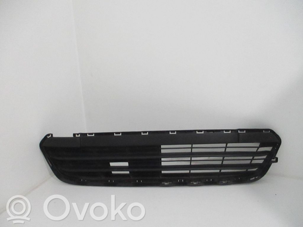 Peugeot 108 Etupuskurin alempi jäähdytinsäleikkö 