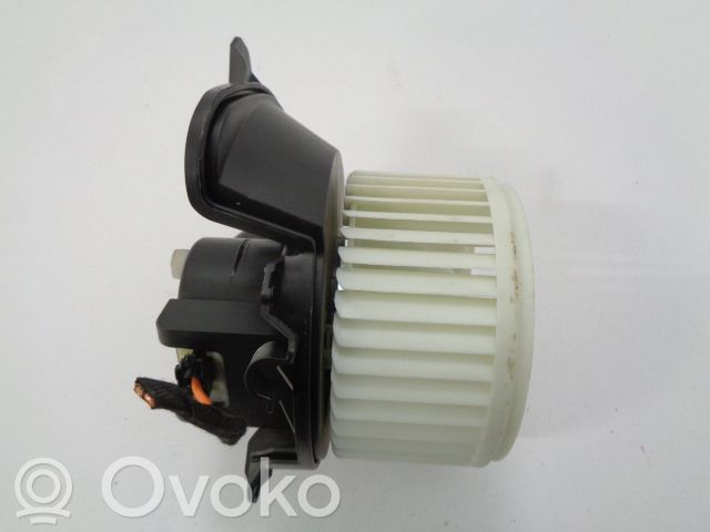 Opel Corsa D Pečiuko ventiliatorius/ putikas 