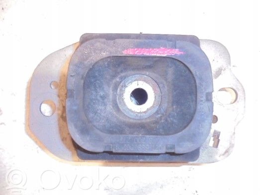 Renault Laguna II Gearbox mounting bracket 