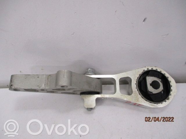 Engine mounting bracket