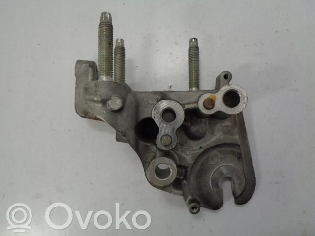 Ford Galaxy Engine mounting bracket 