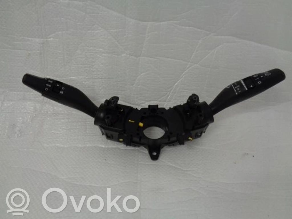 KIA Optima Interruptor/palanca de limpiador de luz de giro 