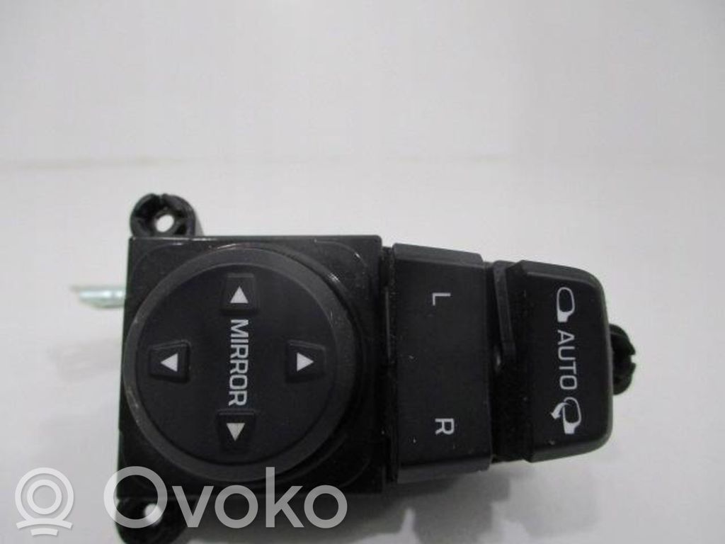 Hyundai Tucson TL Przycisk regulacji lusterek bocznych 