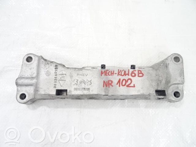 Citroen C5 Aircross Engine mounting bracket 