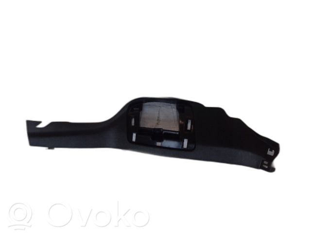 Renault Kadjar Moldura del pillar (D) (Inferior) 