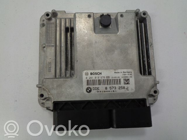 BMW 3 F30 F35 F31 Variklio valdymo blokas 