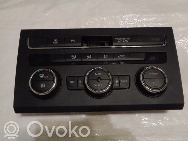 Seat Leon (5F) Climate control unit 