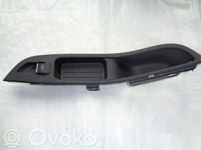 Ford Focus Schalter el. Fensterheber 