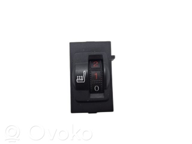 Peugeot 308 Seat heating switch 